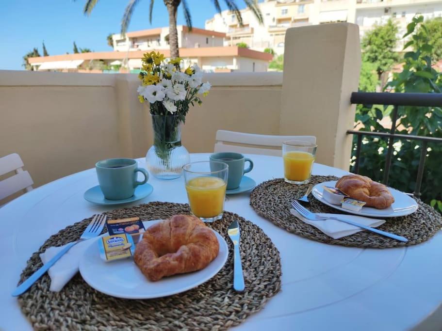 Apartamento Torrequebrada Benalmadena Bagian luar foto